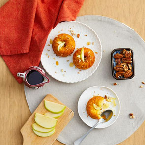 Mini Maple Pecan Bundt Cakes