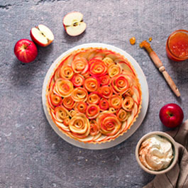 Tarta de rosas de manzana vegana