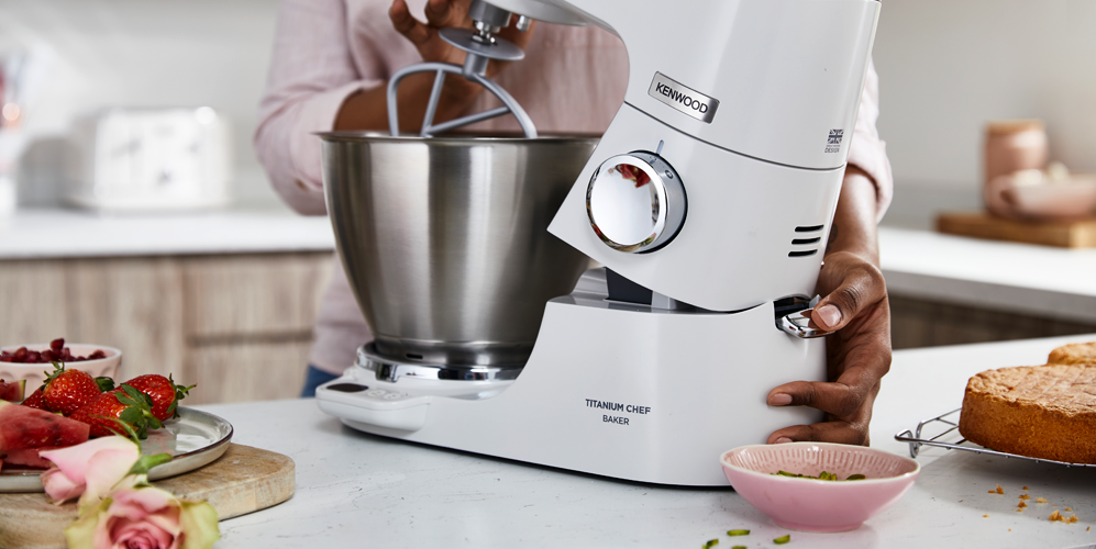 /medias/217757-Desktop-997x500.png?context=bWFzdGVyfHJvb3R8NjcwNzA4fGltYWdlL3BuZ3xhRFJqTDJnNE1DOHlOemMxTXpVNU9ETXlNRFkzTUM4eU1UYzNOVGNnUkdWemEzUnZjQ0E1T1RkNE5UQXdMbkJ1Wnd8ODAwMzkyNjVkZDcxMjc2YTE5YWVjY2M1MzQzZTNkNDFkZTc3MDFlNmNlY2ZlMjBlYWIyNjgzOTI2MWU4N2ZmZA