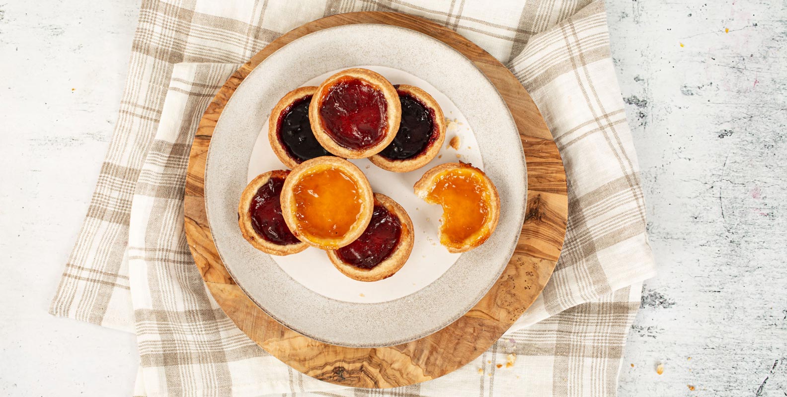 3L2A8586_JET-jam-tarts_hero.jpg