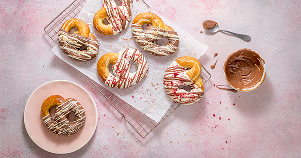 Decorated-Pretzels.jpg