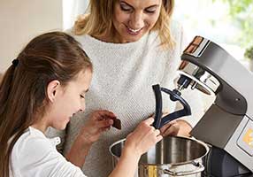 How-to-bake-with-kids-of-all-ages-286x200.jpg