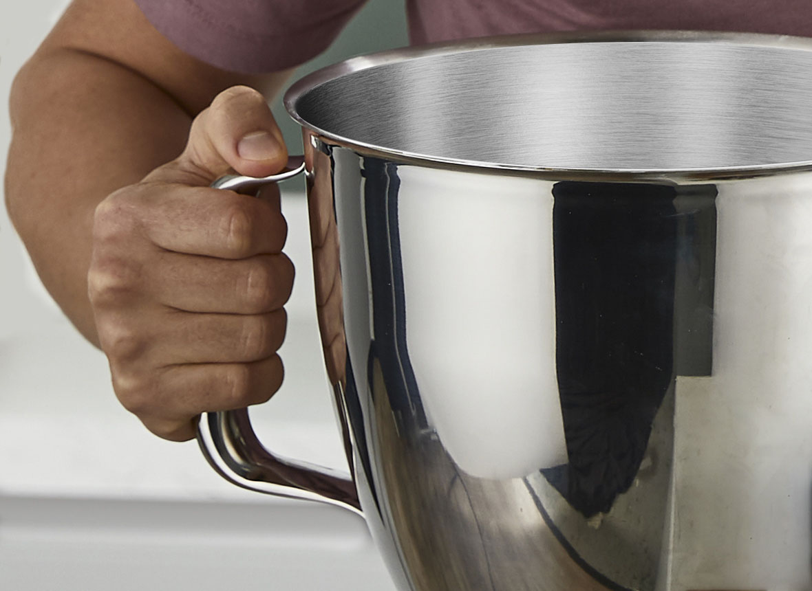 KAB70.000SS_7L_polished_SS_bowl_02.jpg