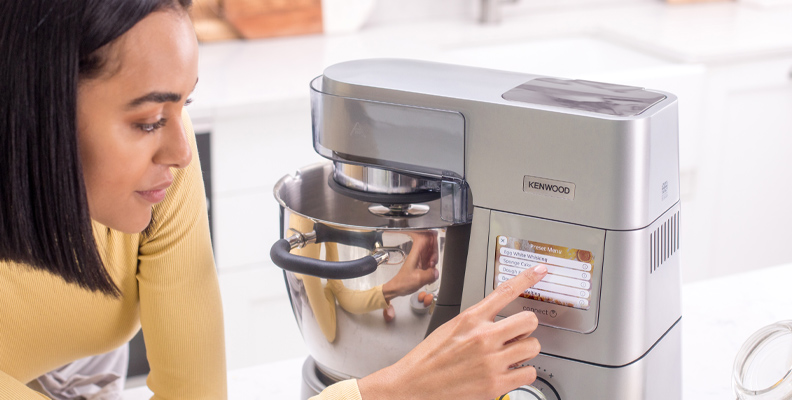 KW Article_Making Italian Meringue_Desktop_2.jpg