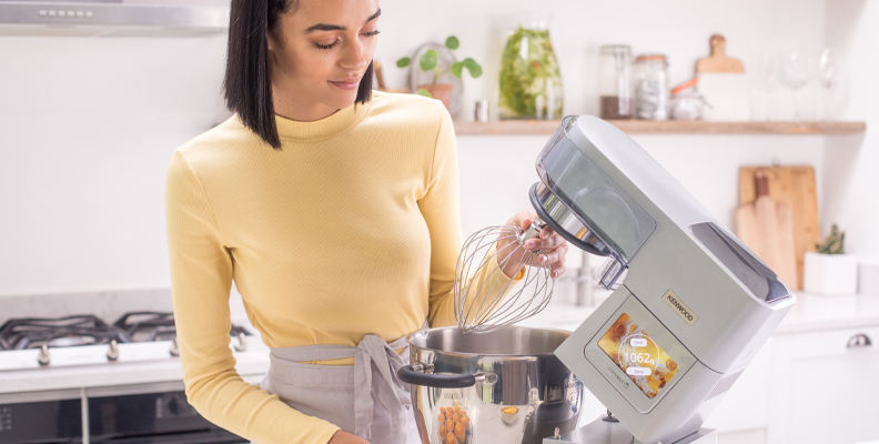 KW Article_Making Italian Meringue_Desktop_3.jpg