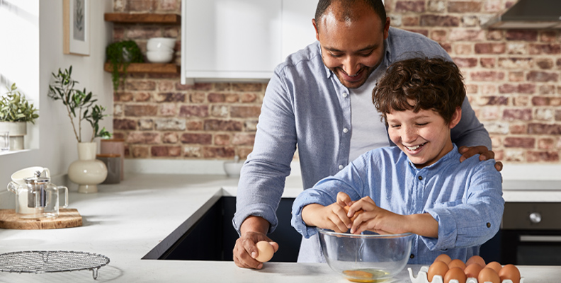 KW Article_Top tips for baking with kids_3.jpg
