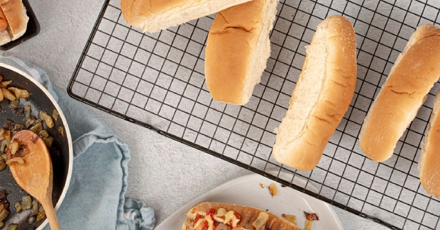 hot_dogs_buns.jpg