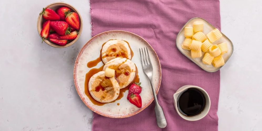 /medias/kenwood-japanese-pancakes-997x500.png?context=bWFzdGVyfGltYWdlc3w1ODc2NzZ8aW1hZ2UvcG5nfGFHUmpMMmd3WkM4Mk9UZ3pNVFUxTXpjM056WTVOQzlyWlc1M2IyOWtMV3BoY0dGdVpYTmxMWEJoYm1OaGEyVnpMVGs1TjNnMU1EQXVjRzVufDRkYzViZGJkZGE4MjUzZWFhZmQyNDgzMTI2ZWFlMDdlNzRhOGRhMTA2NjQ2NDc1ZWM3MDZjZDg5ZDJhZWViMGE