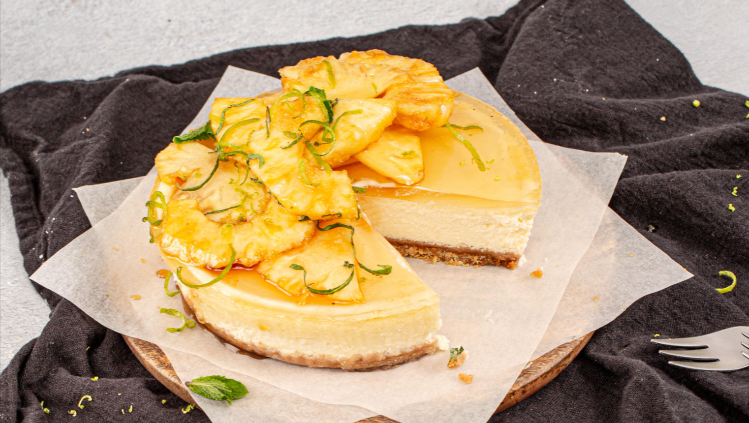 pineapple-and-vanilla-east-coast-cheesecake.png