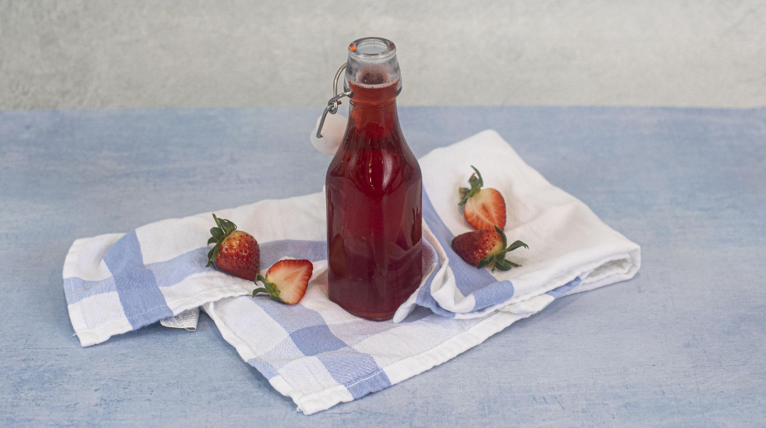 strawberry-syrup.png