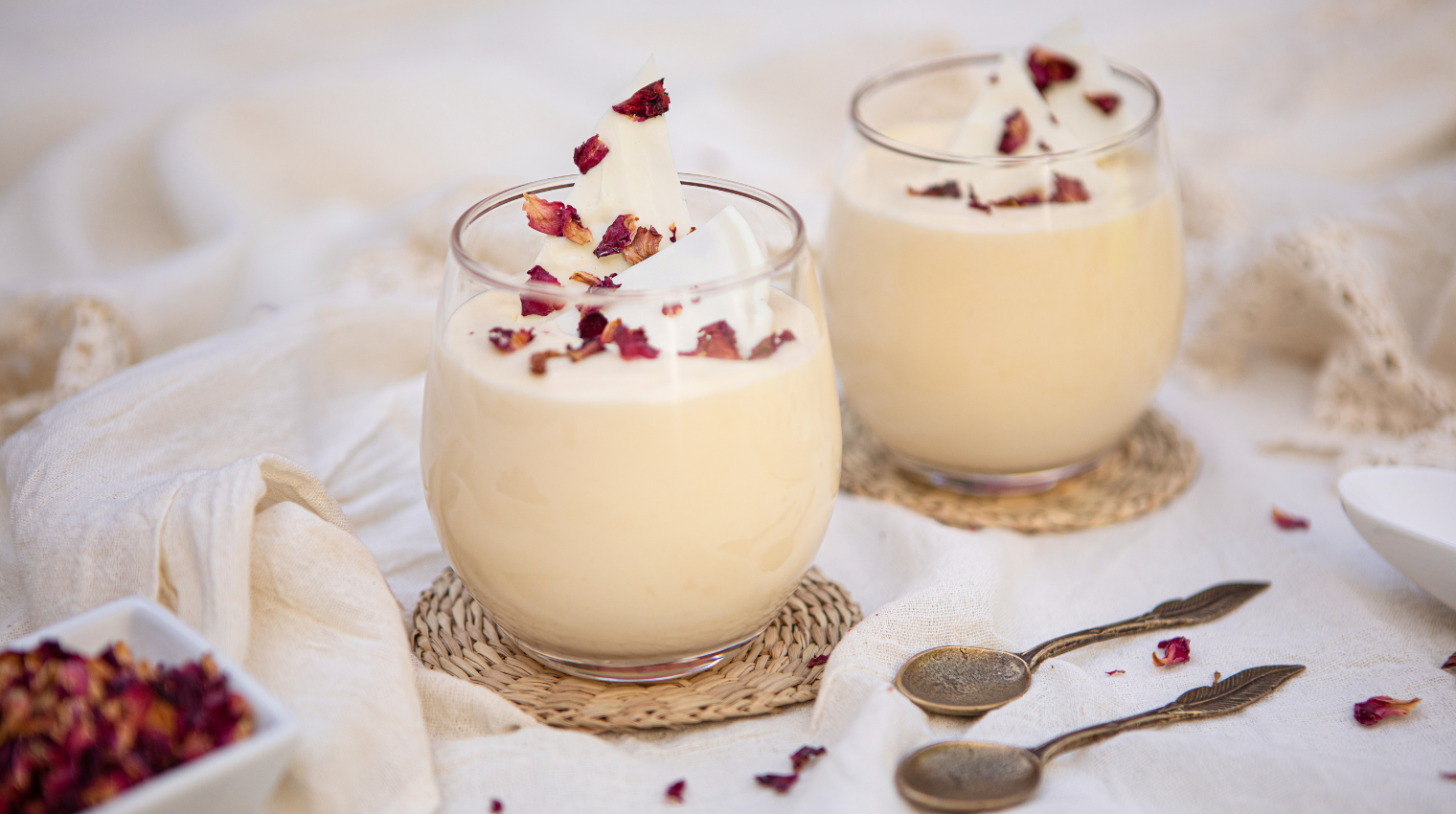 white-chocolate-mousse.png